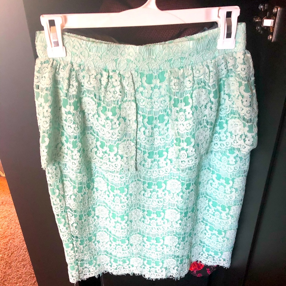 Beautiful teal skirt!